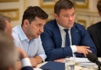 Президент Зеленский привлекает своих близких друзей и деловых партнеров к работе в президентской команде. Отзывы отрицательные.