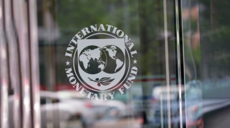 Команда МВФ прибула із Вашингтона 21 травня, на наступний день після того, як президент Зеленський оголосив про відставку парламенту.