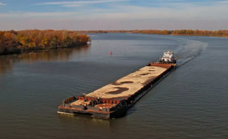Ukraine’s largest river shipper, Nibulon moved 3.5 million tons on the Dnipro and Southern Bug