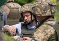 В соответствии с планом президента Зеленского по восстановлению контролируемой правительством половины Донбасса, ЕС предоставил Украине новую помощь в размере 119 миллионов евро в понедельник.