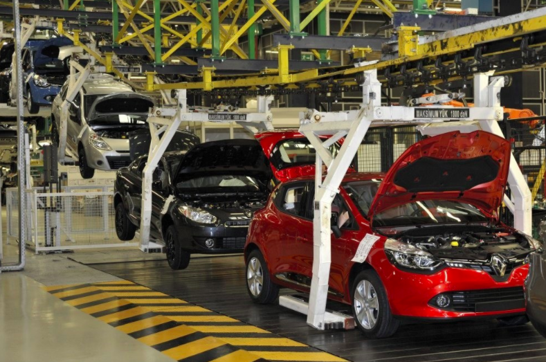 France’s Groupe Renault starts manufacturing cars this fall at the Zaporozhia Automobile  Plant