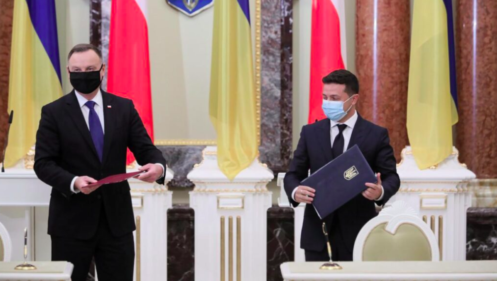 Президент Польщі Анджей Дуда, тільки що переміг на виборах в липні минулого року, приїхав учора в Одесу і розповів про бачення транспортного коридору Гданськ-Одеса