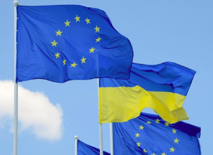 Україна і ЄС підпишуть угоду про відкрите небо “на початку наступного року»