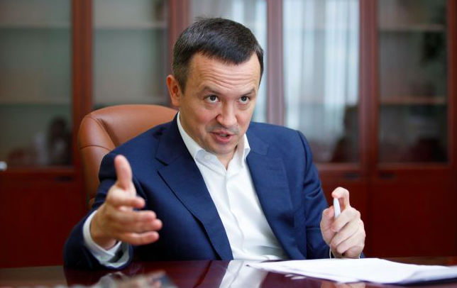 К концу этого года все украинцы должны иметь доступ к вакцинам, заявил министр здравоохранения Максим Степанов в программе ICTV«Свобода слова»