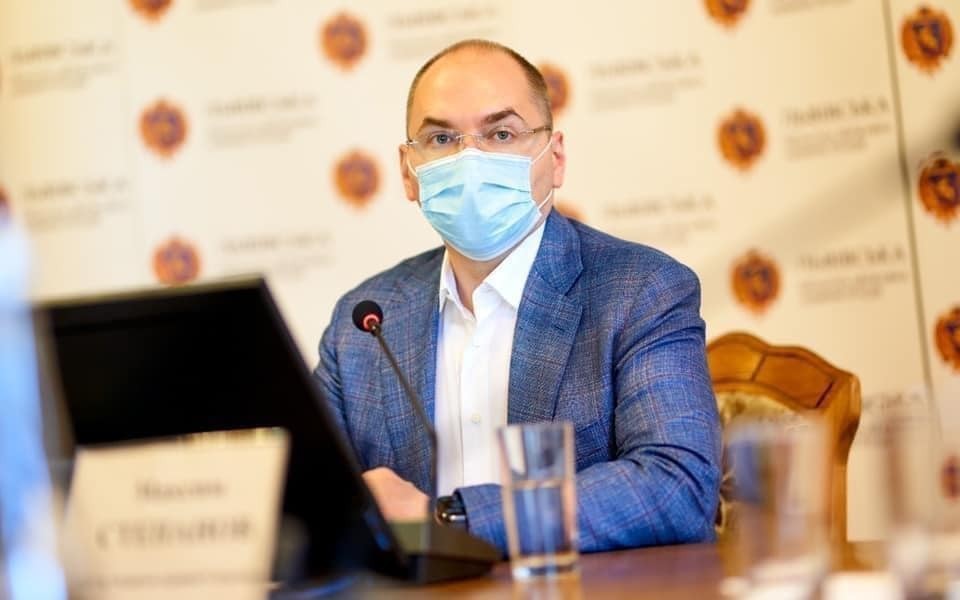 The Cabinet of Ministers last night banned travel on buses and trains to and from four regions listed as ‘red zones’ for coronavirus infections: Chernivtsi, Ivano-Frankivsk, Zakarpattia and Zhytomyr.