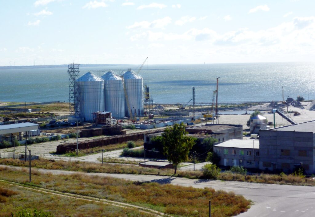 Ukreximbank sells loan claims for grain terminal in Ochakiv port.