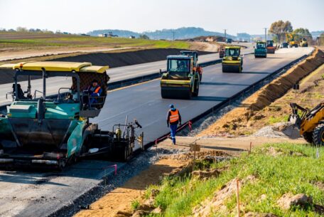 Ucrania planea restaurar 557 km de carreteras en la región de Dnipropetrovsk en los próximos dos años.