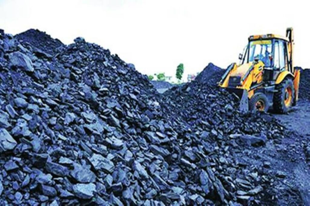 Coal reserves at thermal power plants increased by 12.5%.