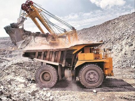 Aumento de la carga fiscal sobre la minería de hierro.