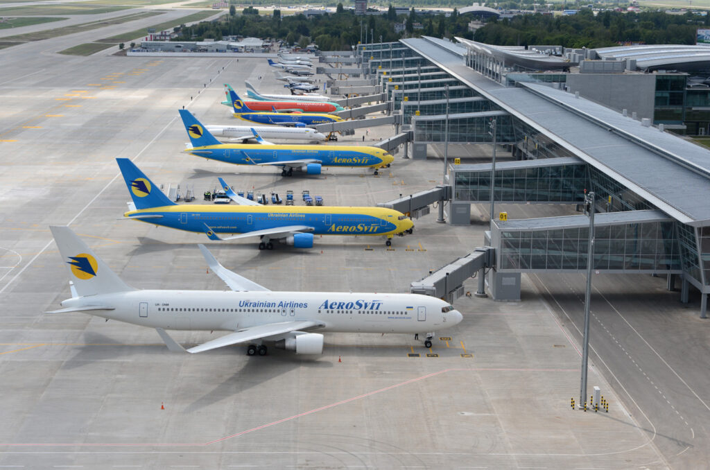 Ukraine International airports passenger traffic recovering.