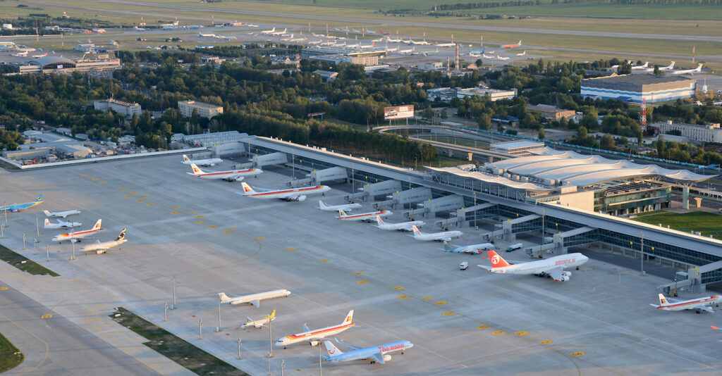 16 airports are currently being built in Ukraine.