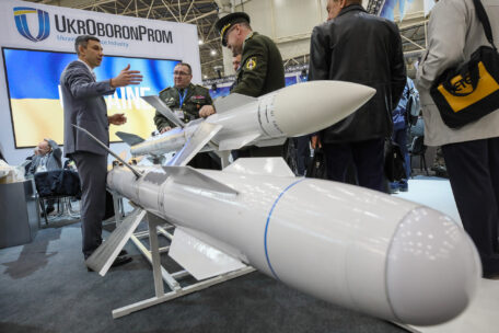 Ukroboronprom devient une société par actions.