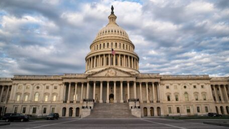 Senat USA zatwierdził budżet obronny dla Ukrainy w wysokości 300 mln dolarów.