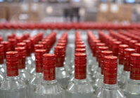 Бюджет Украины теряет ₴9 млрд от нелегального рынка алкоголя.