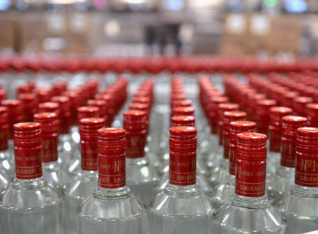 Ukraine’s budget loses UAH 9 B from the Illegal alcohol market.
