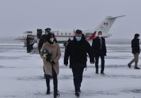 El Ministro de Defensa canadiense llegó a Ucrania.