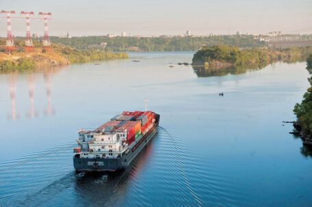 Le trafic de marchandises sur le fleuve Dnipro en 2021 a augmenté de 28 %.