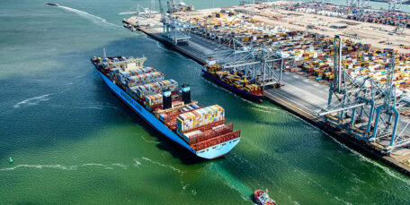 Морський порт Південний встановив рекорд вантажообігу