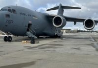 Aviones británicos y estadounidenses llegaron a Kiev con ayuda militar