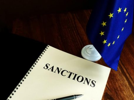 Unia Europejska przygotowuje sankcje wobec Rosji, które mają ją zmusić do ustępstw.