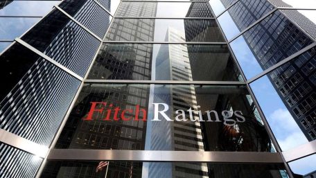 Fitch Ratings знизило кредитний рейтинг УЗ до стабільного.