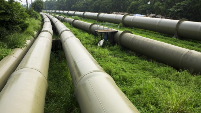 Ukraine can start importing gas from Hungary.
