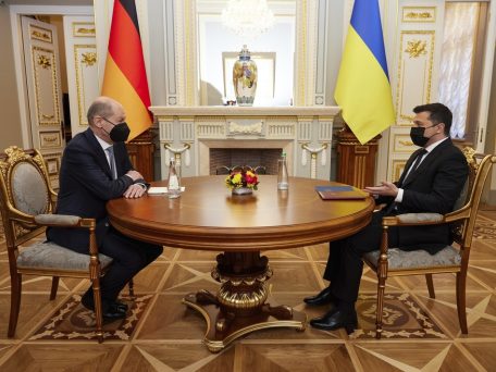 Alemania está asignando un préstamo de 150 millones de euros para apoyar a Ucrania.