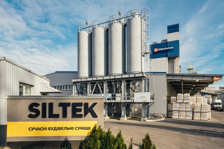 Le groupe Kovalska investit 70 millions d’euros dans deux usines de matériaux de construction.  