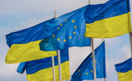 ЕС продолжит поддерживать Украину и изолировать Россию.