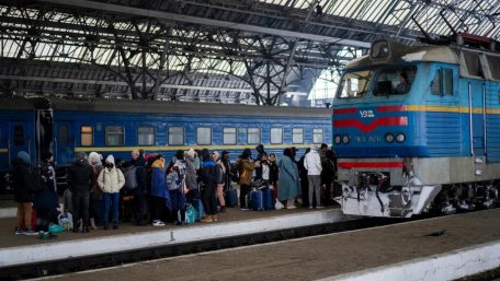 Los Ferrocarriles de Ucrania evacuaron a 50.000 extranjeros en seis días.