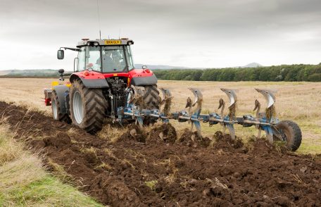 Los agricultores ucranianos se están preparando para la temporada de siembra, pero no será fácil.