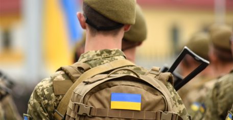  l’Ukraine est en train de créer une Légion internationale de défense territoriale composée d’étrangers désireux de rejoindre la résistance aux envahisseurs russes et de protéger la sécurité mondiale.