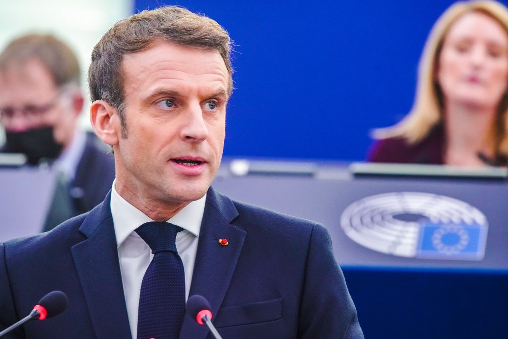 Macron does not support Ukraine's accession to the EU.