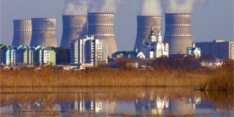 La central nuclear de Zaporizhzhya permanece bajo el control de los ocupantes.