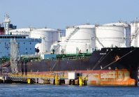 Канада прекратит импорт нефти из России. Канада полностью откажется от закупок российской нефти из-за вторжения России в Украину