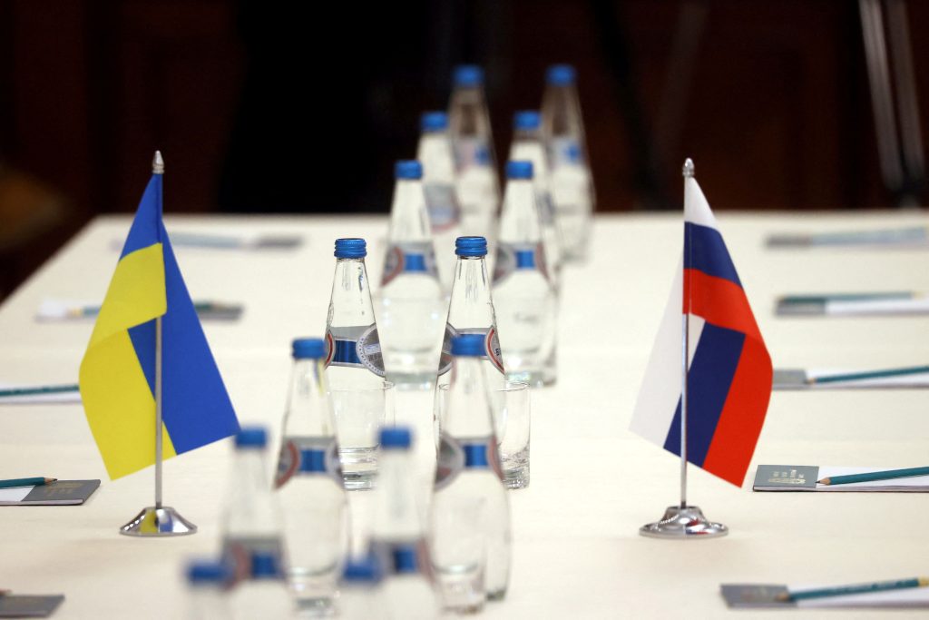 The world is waiting for the second round of the Russian Ukrainian meeting.