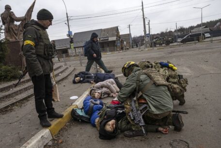 Masakra w mieście Bucza dokonana przez armię rosyjską wstrząsnęła światem.
