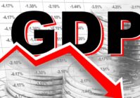 НБУ прогнозирует в 2022 году падение ВВП на треть и рост инфляции до более чем 30%.