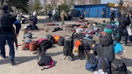 Otra masacre por parte de las tropas rusas en la estación de tren de Kramatorsk.