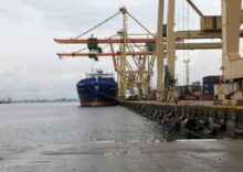 У зв’язку з блокуванням українських портів Україна продаватиме зерно через латвійські порти.
