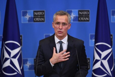 НАТО будет поддерживать Киев в войне столько, сколько потребуется.