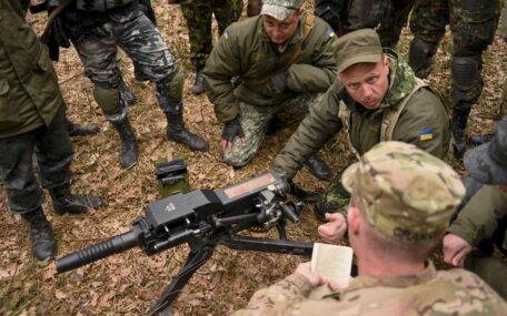 The US is ready to send more weapons to Ukraine.
