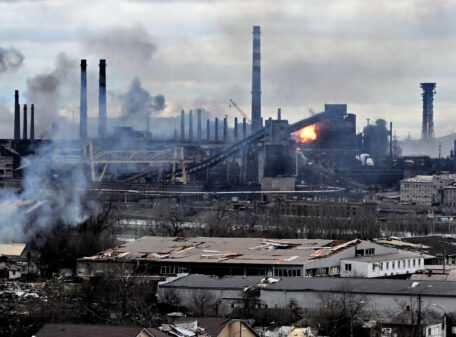 Les forces russes qui attaquent l’usine sidérurgique Azovstal ont pu pénétrer dans les locaux.