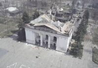 600 muertos tras el ataque de Rusia al Teatro Dramático de Mariupol.
