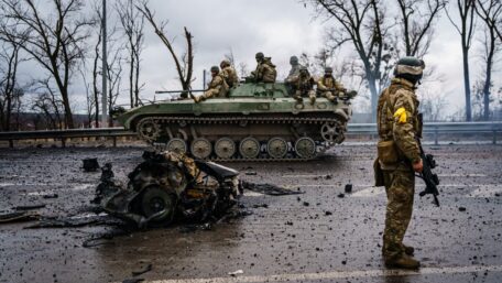 Nowe ataki Rosji w celu przełamania ukraińskich pozycji zakończyły się niepowodzeniem.