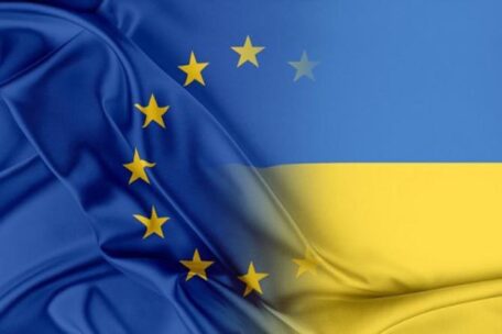 Ukraina otrzymała status kraju kandydującego do UE.