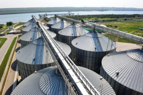 L’Ukraine travaille à la construction de complexes de transbordement de céréales. 