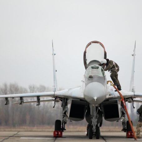 Eslovaquia considerará transferir 11 aviones de combate MiG-29 a Ucrania.