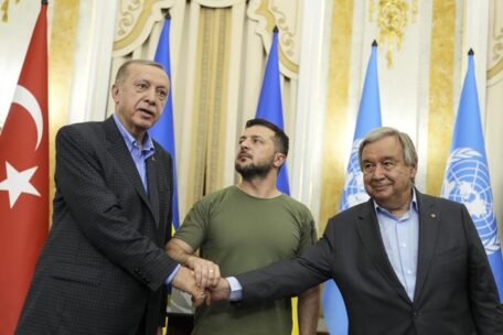 Zelenskyy has met with the UN chief and the Turkish President in Lviv.