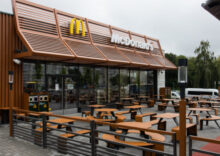 McDonald’s частково поновить роботу в Україні.